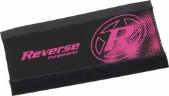 Reverse Components Reverse - Protège Base Arrière Néoprène Avec Logo -Pas Cher Le Vélo Branché Magasin 7447 1 3840x2160