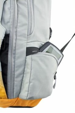 Evoc - Sac à Dos FR Enduro E-Ride 16 -Pas Cher Le Vélo Branché Magasin evoc fr enduro e ride 16 3 3840x2160