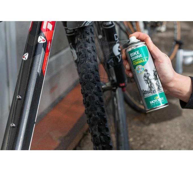 Motorex - Bike Shine - Spray D’entretien Et De Finition 2 Motorex - Bike Shine - Spray D’entretien Et De Finition – Image 2