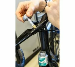 Motorex - Carbon Paste - Pâte De Montage 7 Motorex - Carbon Paste - Pâte De Montage -Pas Cher Le Vélo Branché Magasin motorex carbon paste pate de montage 2 3840x2160