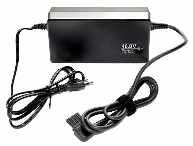 Panasonic - Chargeur Standard - 46,8 / 47 / 48 Volt, 8,8 - 12Ah 1 Panasonic - Chargeur Standard - 46,8 / 47 / 48 Volt, 8,8 - 12Ah