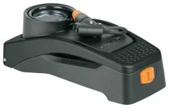 SKS - Pompe à Pied Airstep Digi Pour Vélo électrique -Pas Cher Le Vélo Branché Magasin sks pompe a pied airstep digi detail 2 3840x2160